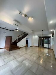 Jalan Lakum (D28), Condominium #580679201